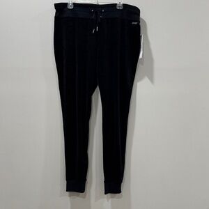 Calvin Klein Women’s Super Soft Black Graphic Print Sweatpants